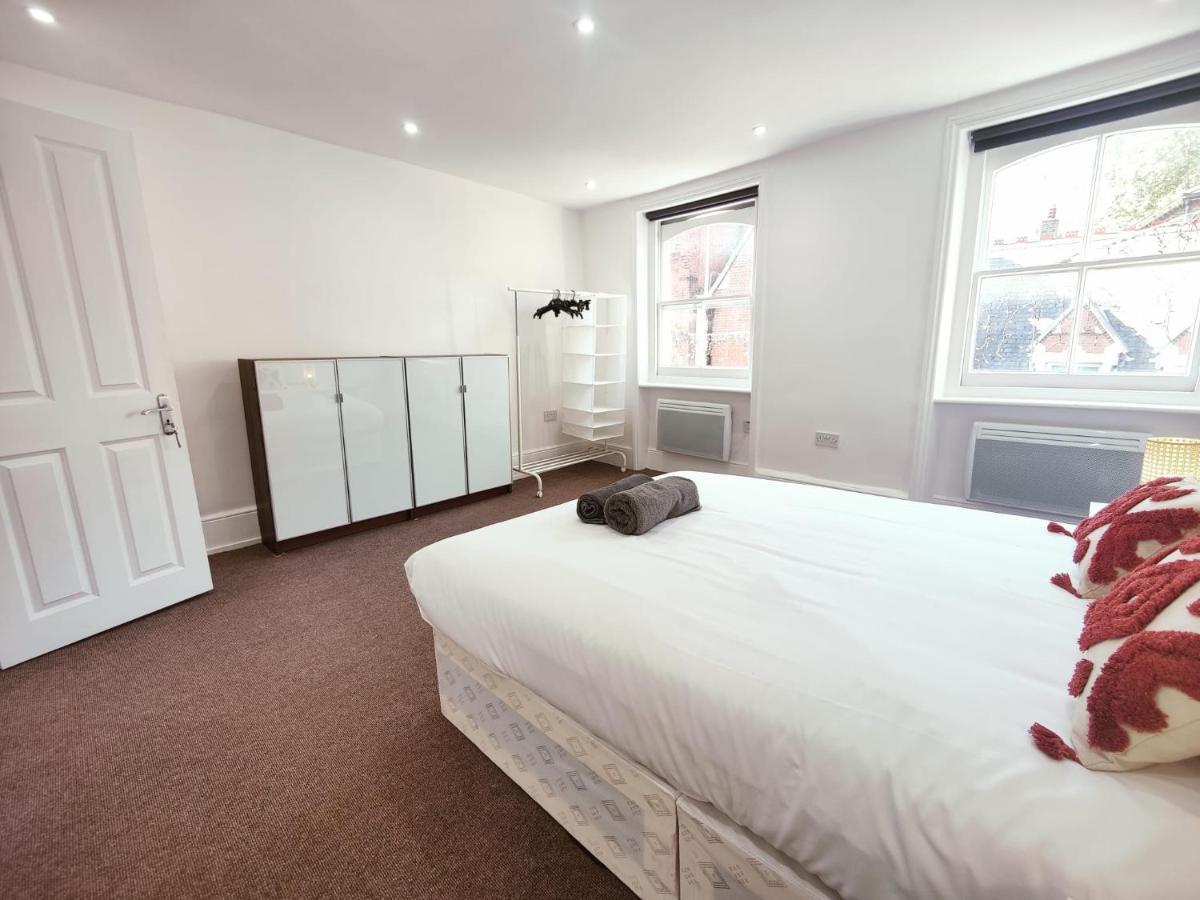 3 Bed Flat Close To Liverpool St & Brick Lane London Eksteriør billede