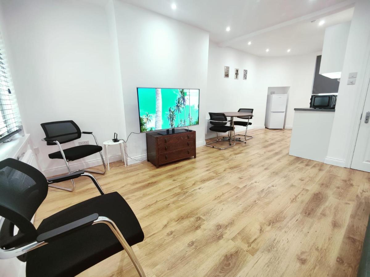 3 Bed Flat Close To Liverpool St & Brick Lane London Eksteriør billede